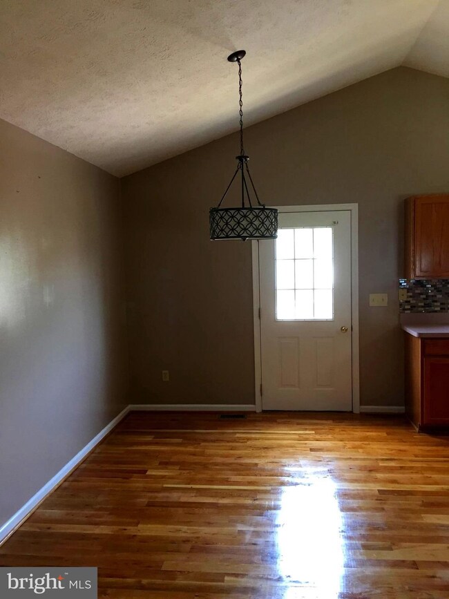 304 Universe Dr, Martinsburg, WV 25404 - photo 6