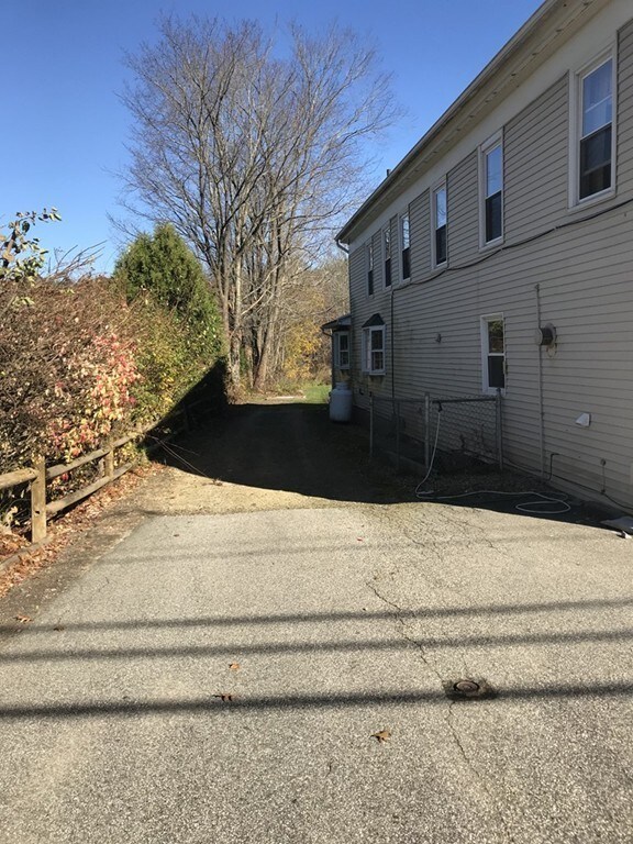 10 Main St, Hubbardston, MA 01452 - photo 6