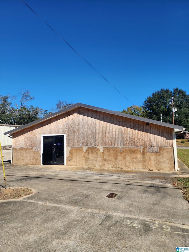 1502 7th St N, Clanton, AL 35045 - photo 2