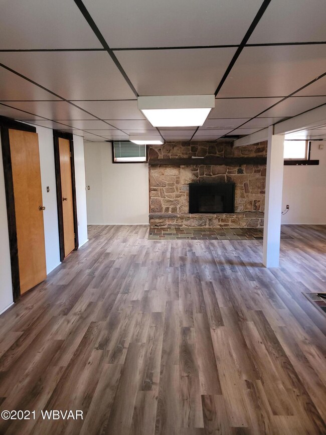 Hillview Basement