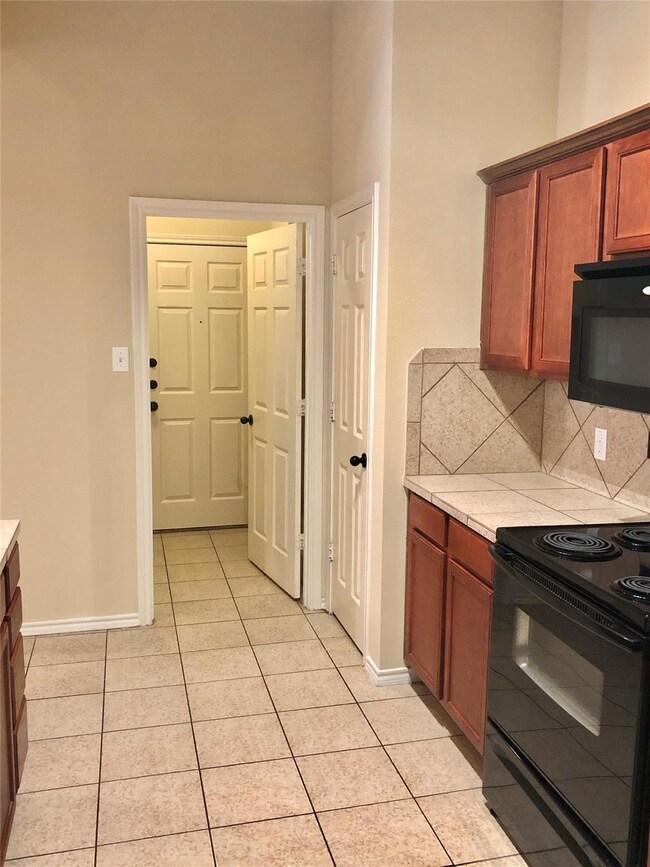 363 Armstrong Ln, Lavon, TX 75166 - photo 6