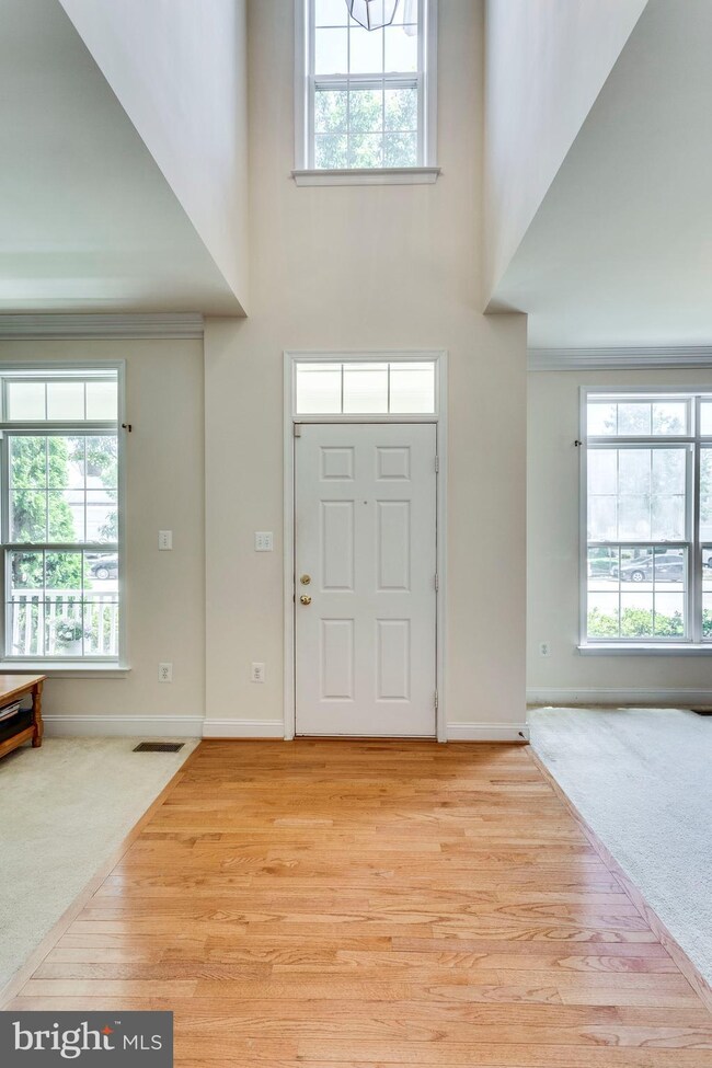 16563 Telescope Ln, Dumfries, VA 22026 - photo 7