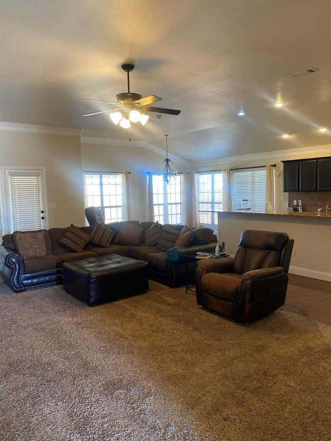 611 E 97th St, Odessa, TX 79765 - photo 6