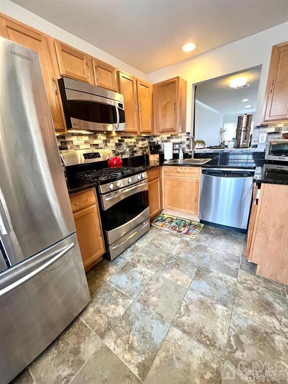 118 Adamecs Way unit 17303, South Amboy, NJ 08879 - photo 5