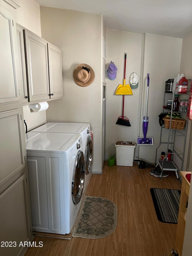 11596 W Sierra Dawn Blvd unit 202, Surprise, AZ 85378 - photo 7