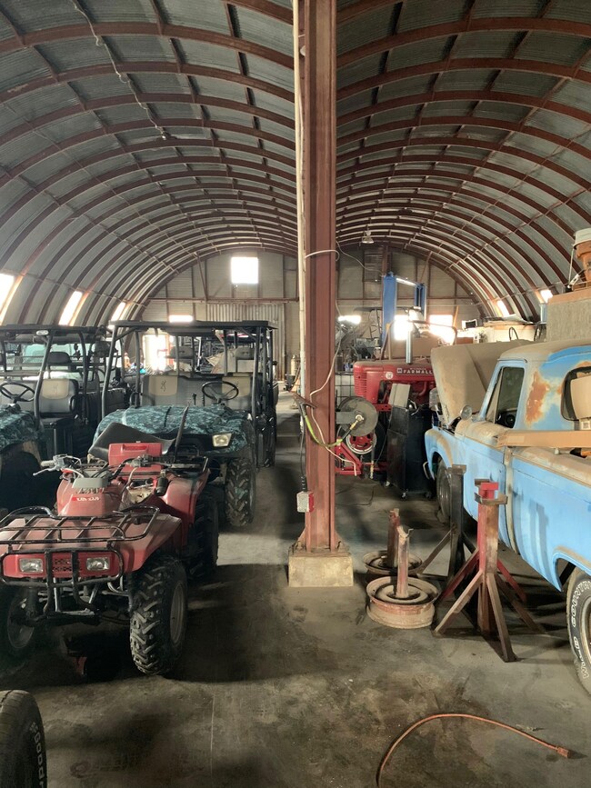 1208 N Fisher, Goldthwaite, TX 76844 - photo 6