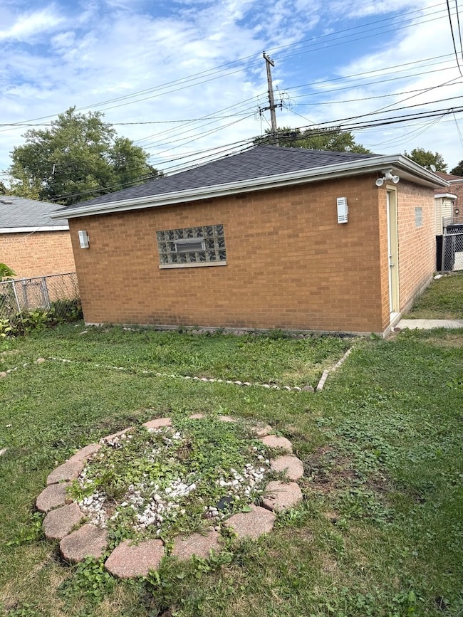 9741 S Lowe Ave, Chicago, IL 60628 - photo 6
