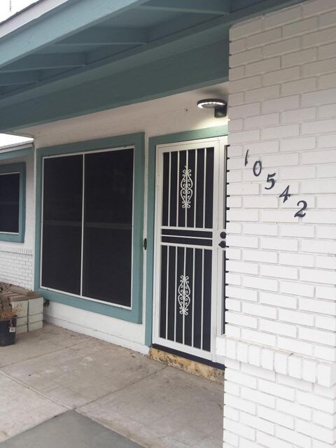 Laurie Lane address