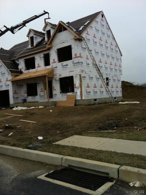 2816 Eagle Nest Ln, Nazareth, PA 18064 - photo 2