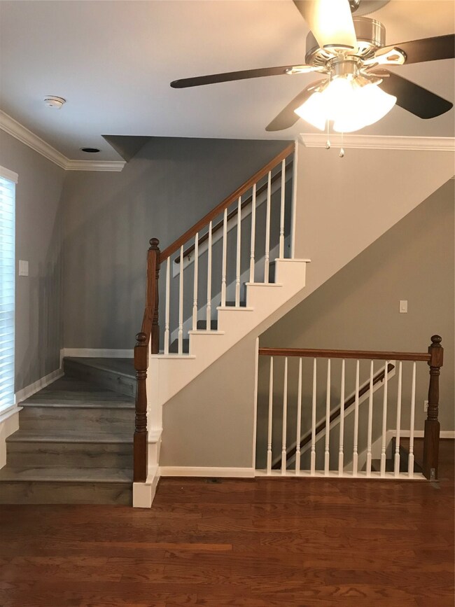 1906 Vermont St unit E, Houston, TX 77019 - photo 3