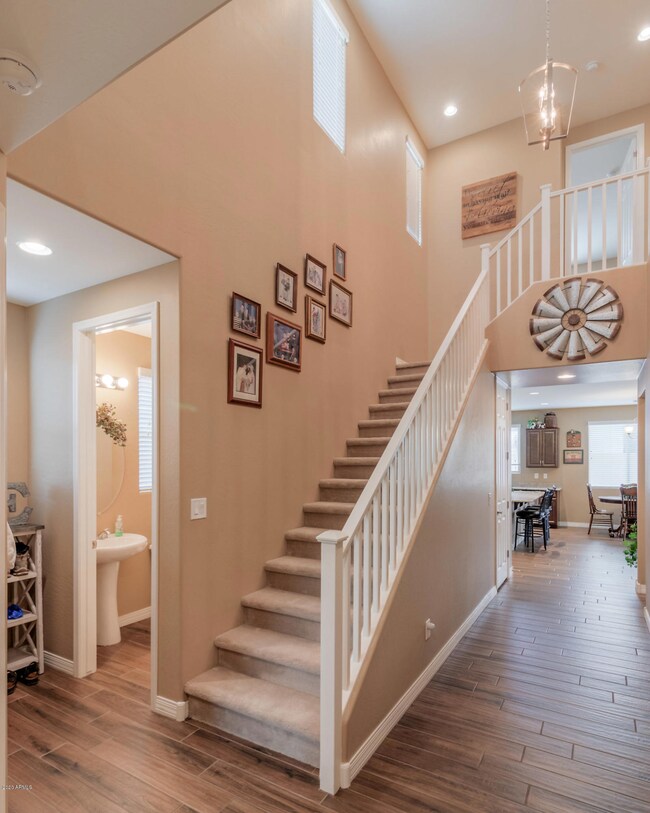 011-7834EBoiseSt-Mesa-AZ-85207-small