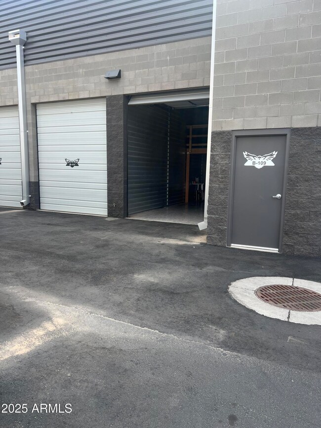 garage enterance