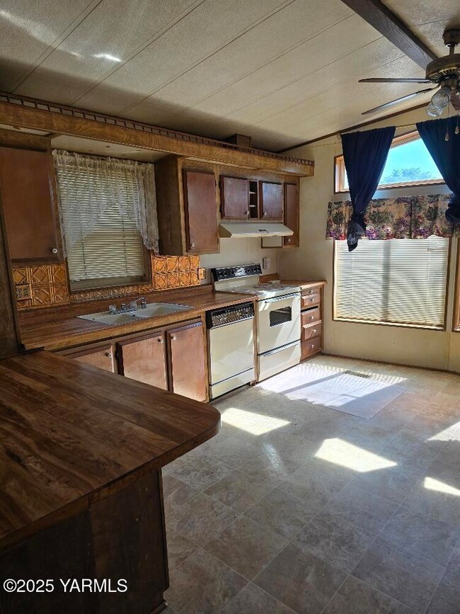 Large Kitchen