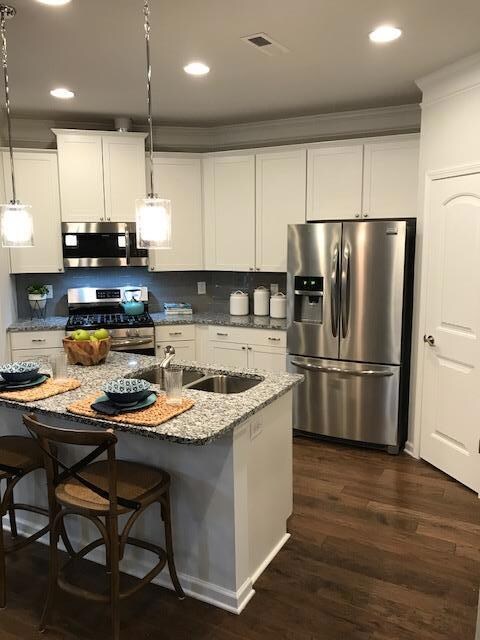 Picture of a Lanier model home. Options and selections may vary.