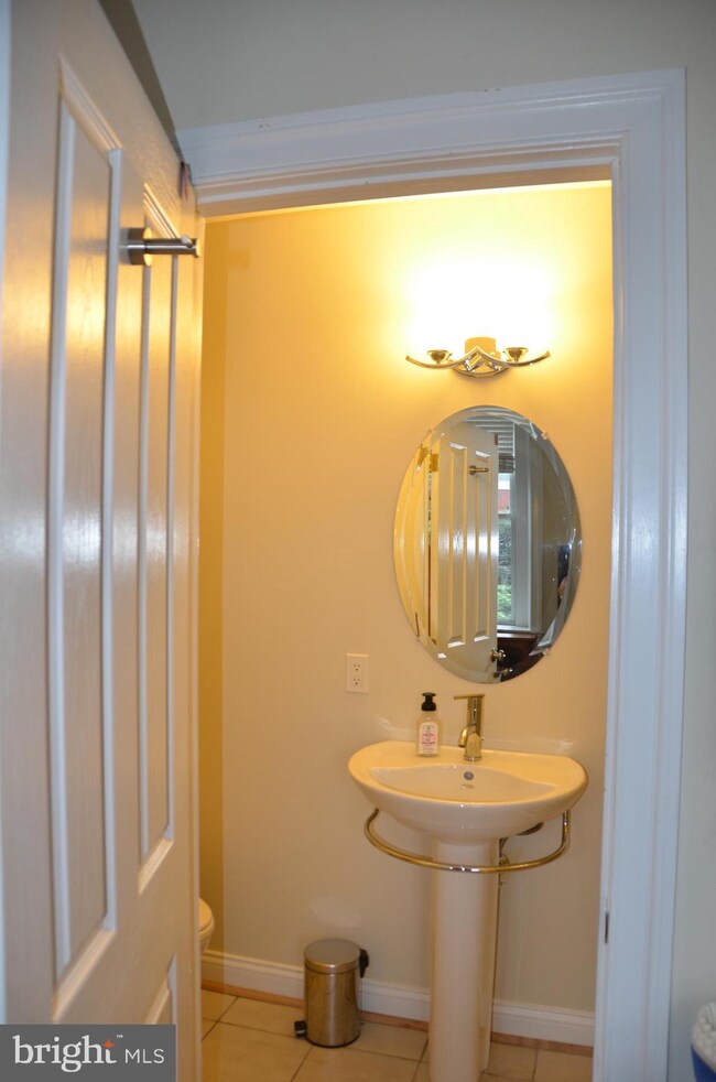 2124 E Baltimore St, Baltimore, MD 21231 - photo 4