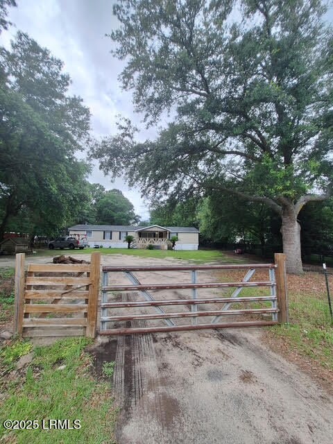 85 Delaney Cir, Seabrook, SC 29940 - photo 2