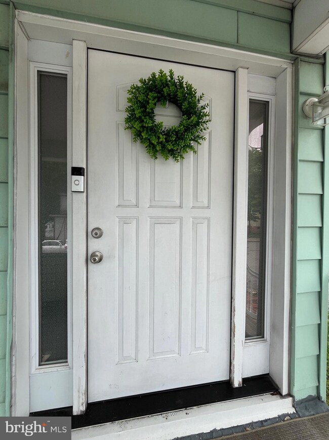 447 E Union St, Tamaqua, PA 18252 - photo 3