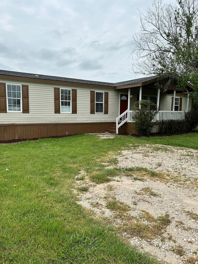 329 Private Road 4437, Rhome, TX 76078 - photo 2