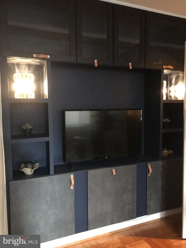 The Monroe House Condos unit 301, Washington, DC 20006 - photo 6