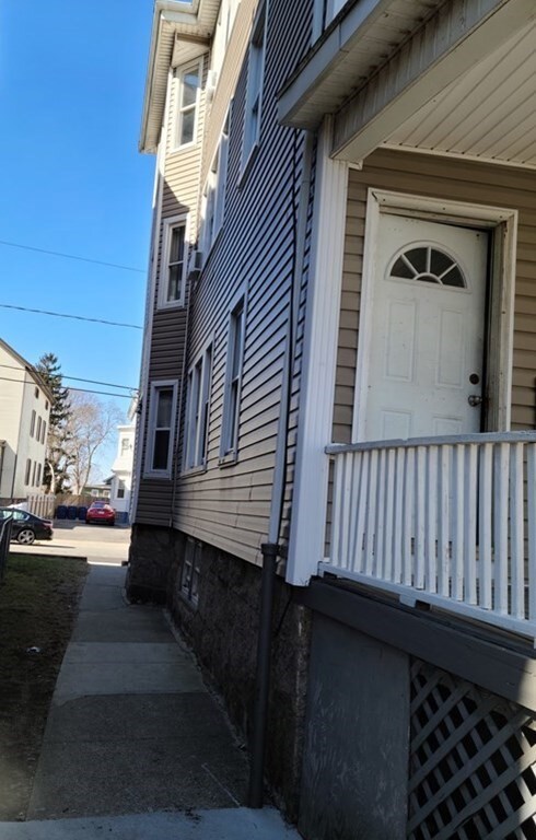 662 2nd St, Fall River, MA 02721 - photo 4