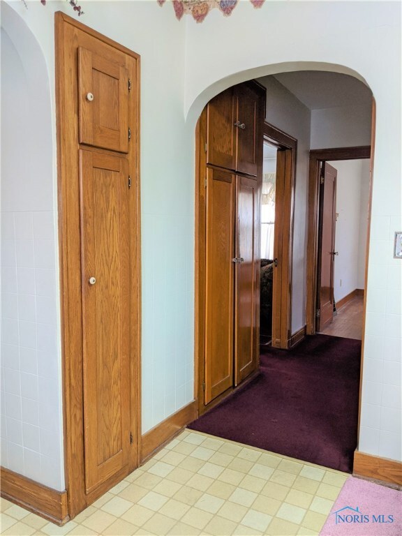 402 West St, Archbold, OH 43502 - photo 7