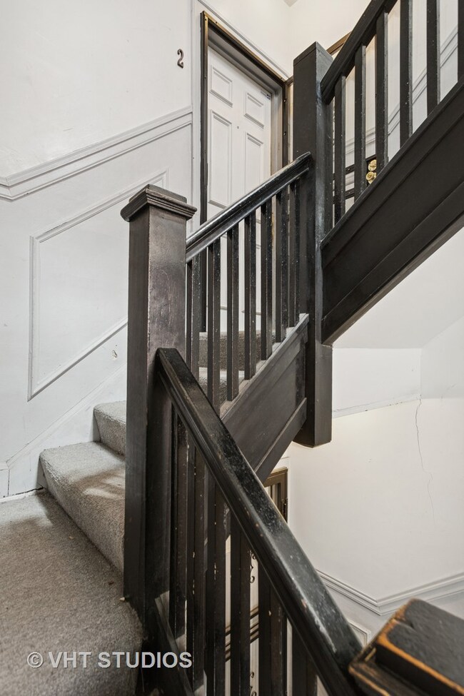 unlisted-address, Chicago, IL 60649 - photo 5