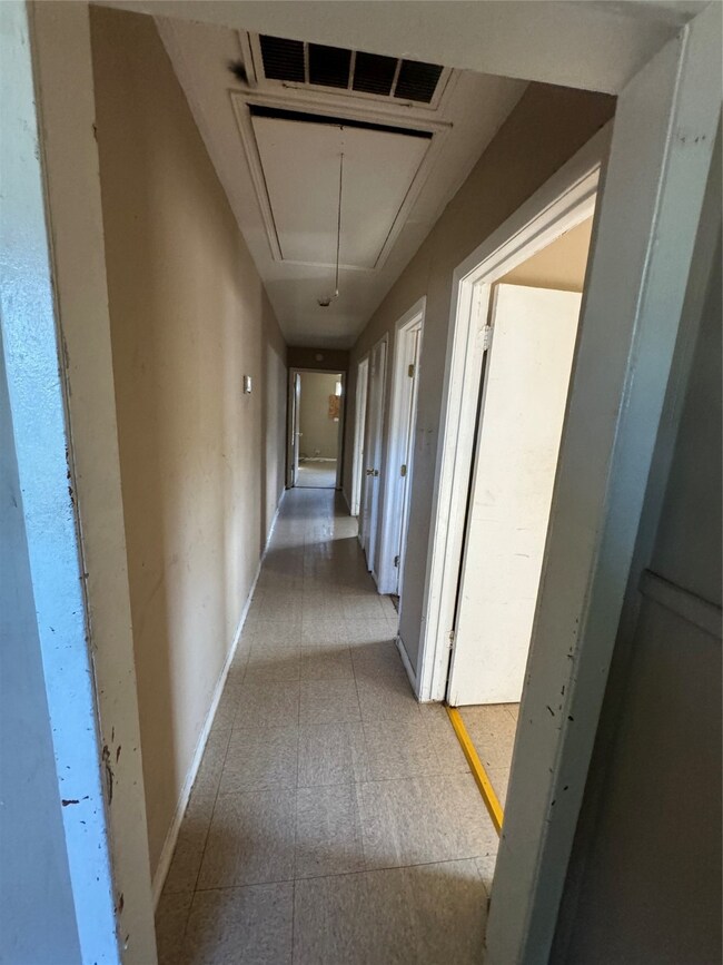 11315 Raincove Dr, Houston, TX 77016 - photo 6