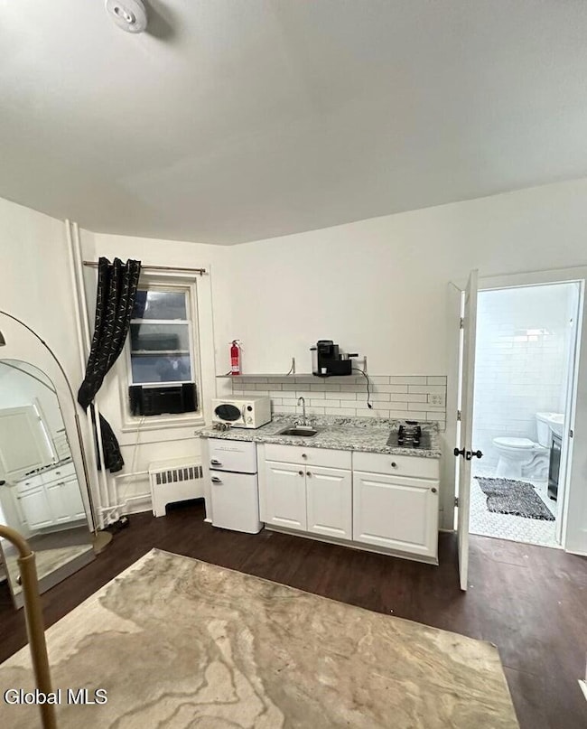 51 Elm St unit 3, Albany, NY 12202 - photo 4