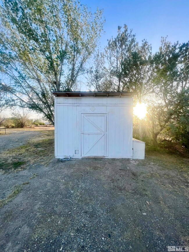 3535 Artemisia Rd, Winnemucca, NV 89445 - photo 5