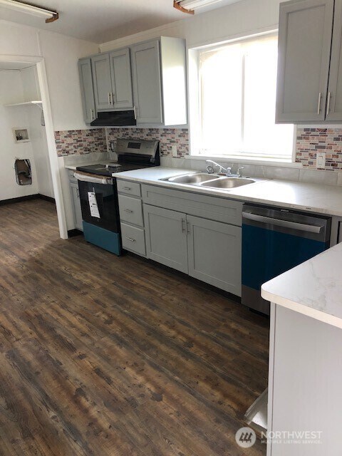 Kitchen new range and dishwasher