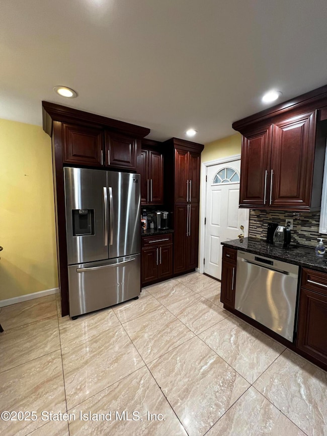 1915 N Railroad Ave, Staten Island, NY 10306 - photo 7