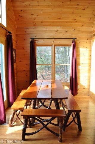 1115 Pepper Bush Rd, Purlear, NC 28665 - photo 4