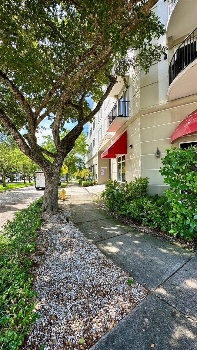 Side Street View