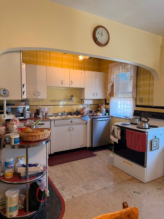 1 Verdi Rd, Worcester, MA 01604 - photo 5