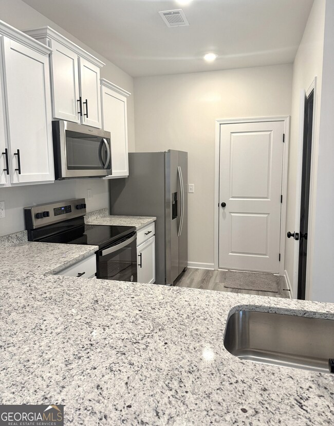 202 Egret Ct, Hoschton, GA 30548 - photo 3