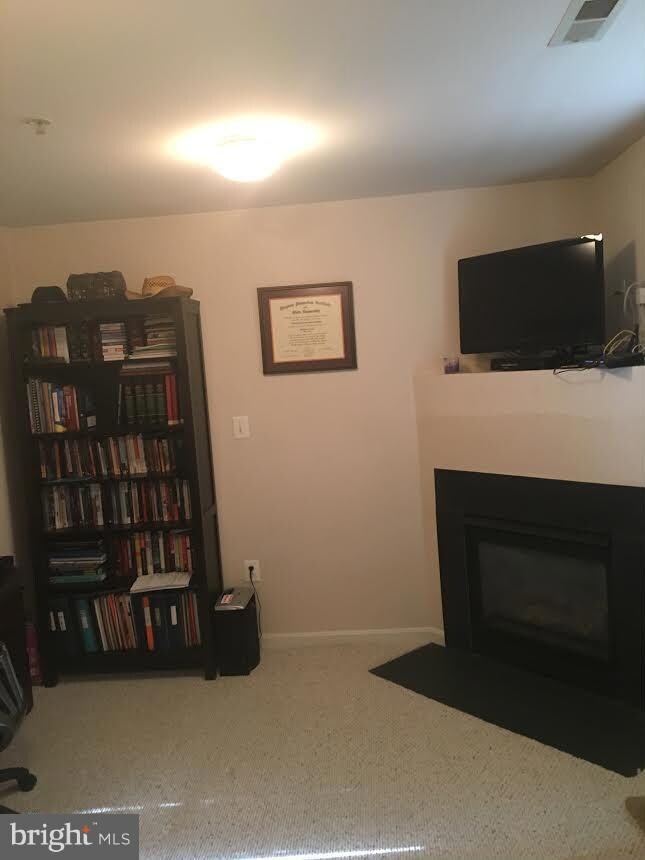 1901 Crossing Stone Ct, Frederick, MD 21702 - photo 4