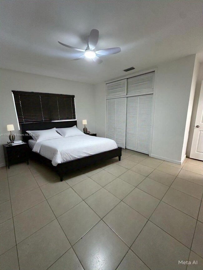 402 SW 8th St unit 2, Hallandale Beach, FL 33009 - photo 7