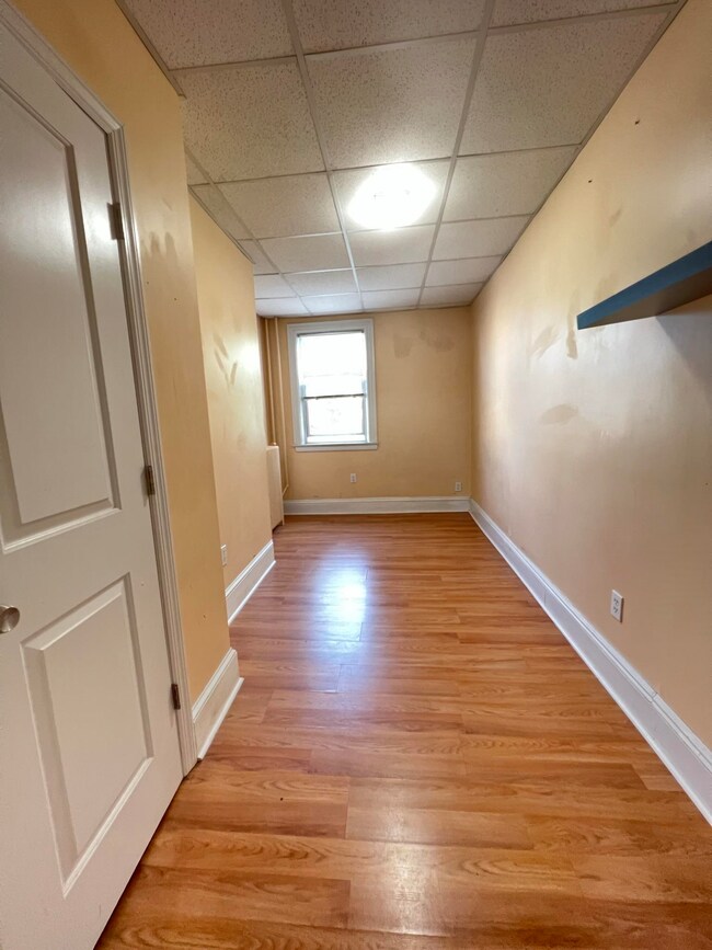 76 Baldwin Ave unit 1, Jersey City, NJ 07306 - photo 7