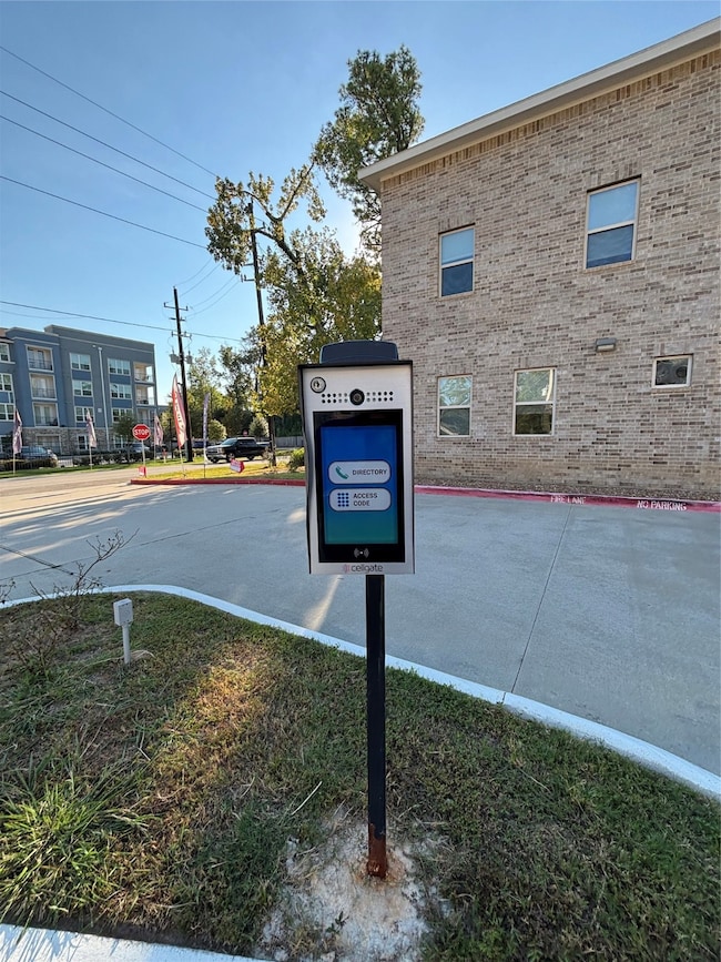 504 Nursery Rd unit 1209, the Woodlands, TX 77380 - photo 2