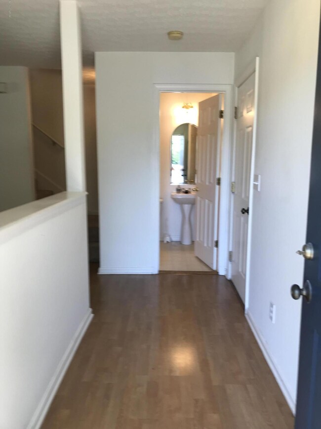 7901 Grand Cascade Dr unit 7203, Louisville, KY 40228 - photo 3