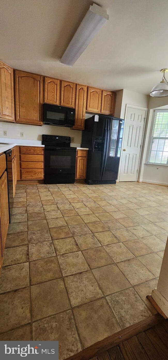 211 Healy Ct, Stafford, VA 22554 - photo 5