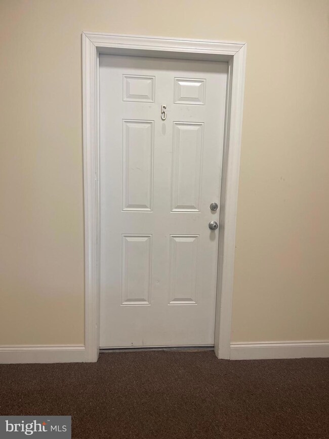 609 Summit Ave unit 5, Jenkintown, PA 19046 - photo 2