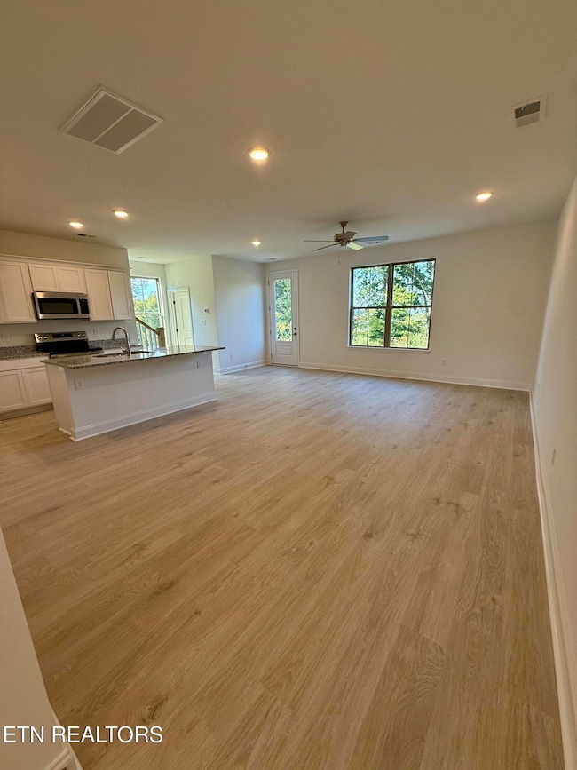 1832 Bennett Village Dr, Maryville, TN 37804 - photo 4