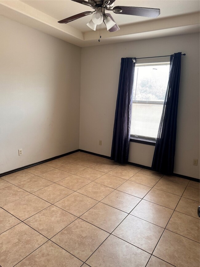 3512 N 6th St, McAllen, TX 78501 - photo 7