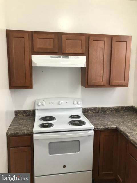 3319 Saint Ambrose Ave, Baltimore, MD 21215 - photo 5