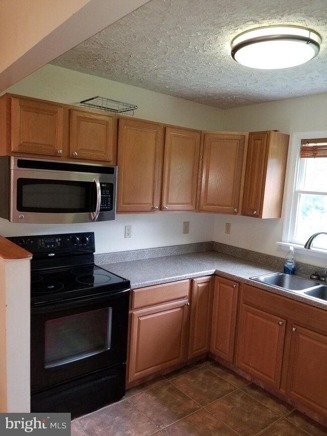 21020 Lightfoot Way unit 2, Leonardtown, MD 20650 - photo 5