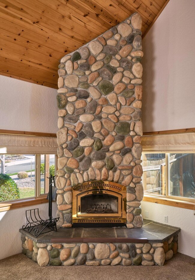 87 Troll View Rd, Grants Pass, OR 97527 - photo 6