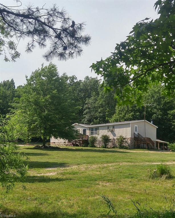 2512 Mountain View Rd, Asheboro, NC 27205 - photo 3