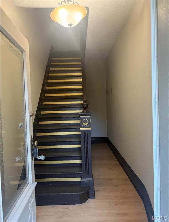 2115 Allen Ave, Saint Louis, MO 63104 - photo 2