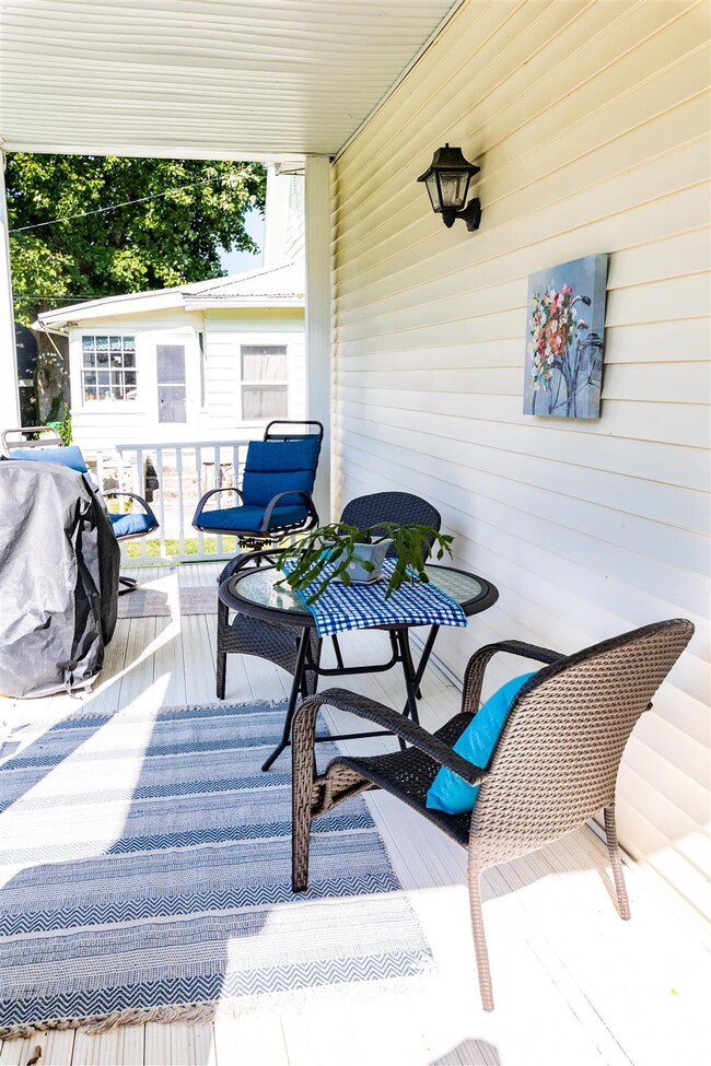 218 E 4th St, Augusta, KY 41002 - photo 5